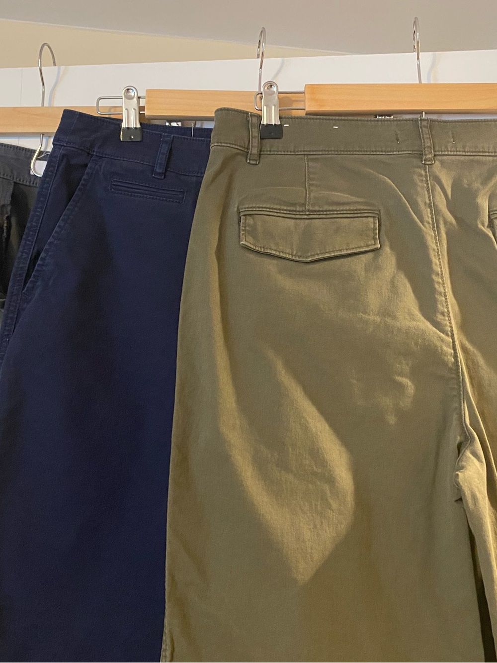 Loft Monroe wide leg khakis - Lot of 3- Olive, Navy, Gray Size 12 - Picture 3 of 6
